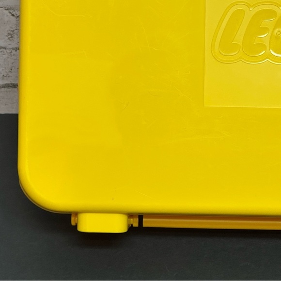 LEGO Storage Case Yellow Hard Plastic Latching Storage Empty Box Divider - Picture 2 of 16